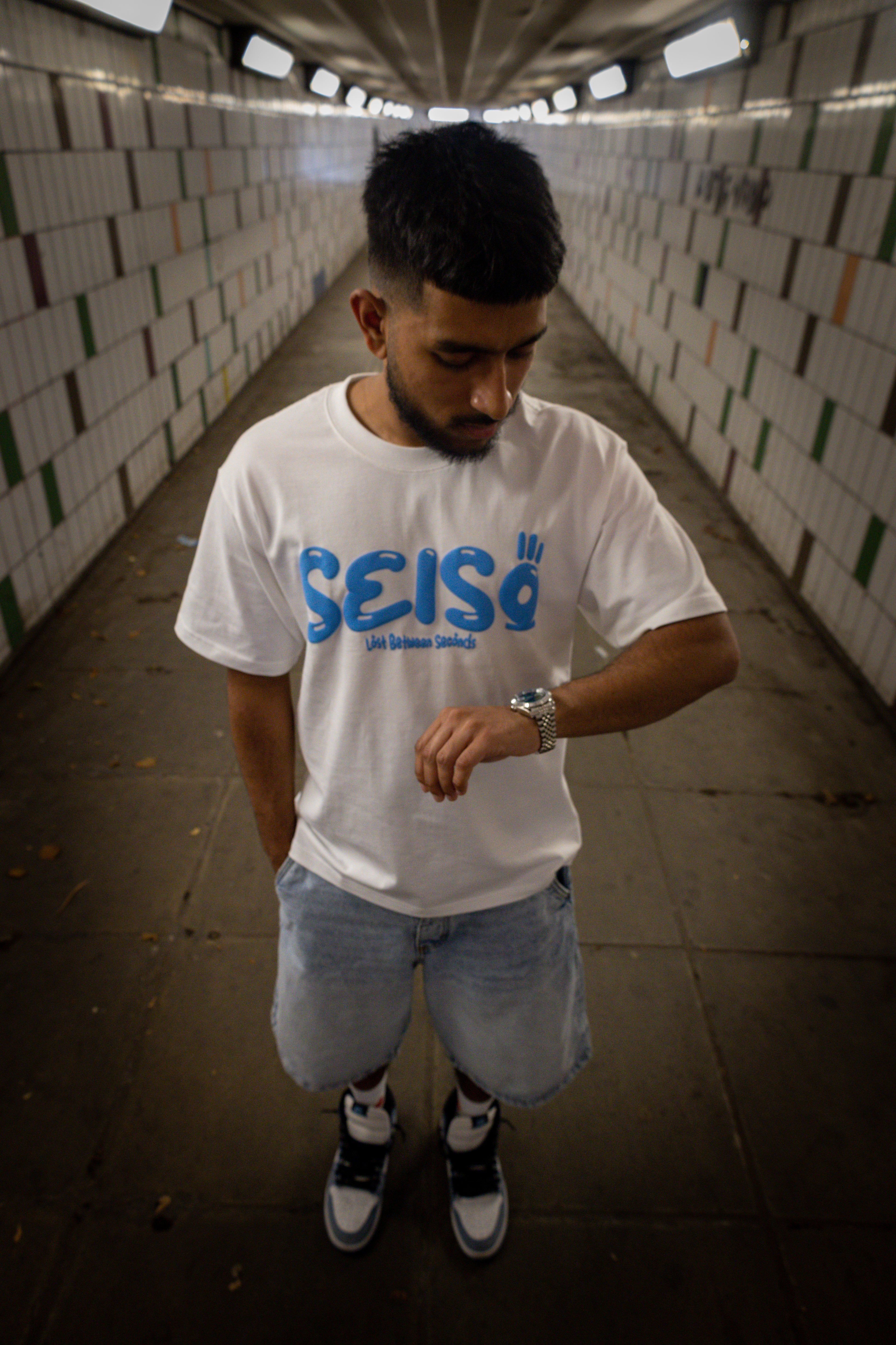 YESTERDAY SHAPES TODAY PUFF TEE - WHITE/BLUE